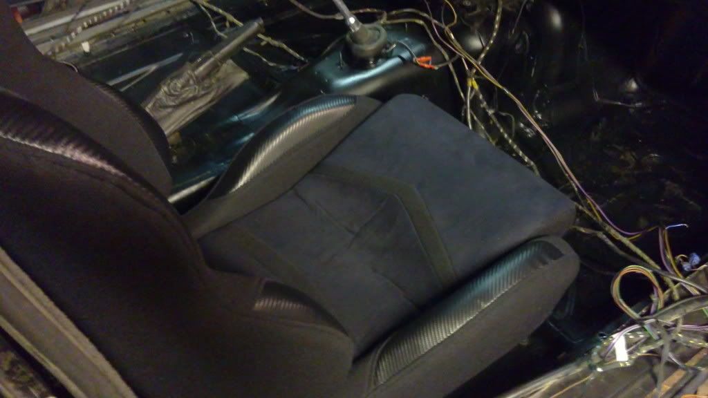 12042010009.jpg