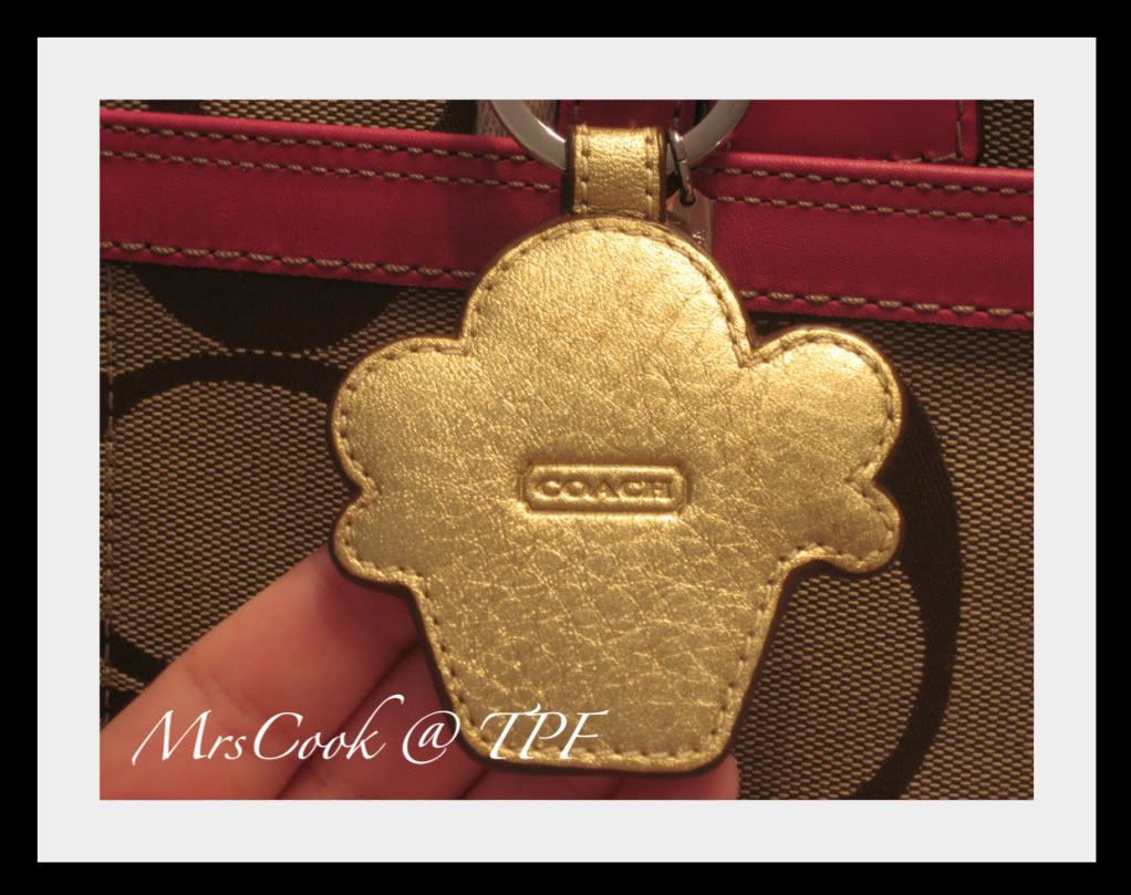 coach cupcake keyring