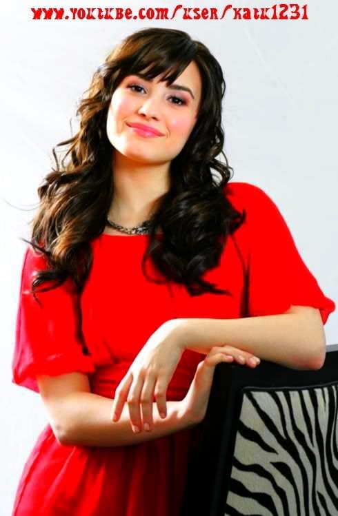 Demi Lovato Pictures, Images and Photos