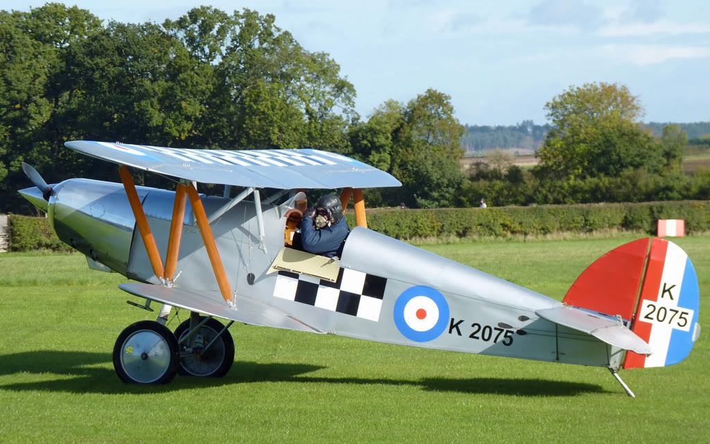 http://i715.photobucket.com/albums/ww157/TheMightyOz/Shuttleworth%2024th%20October%202010/P1120668.jpg