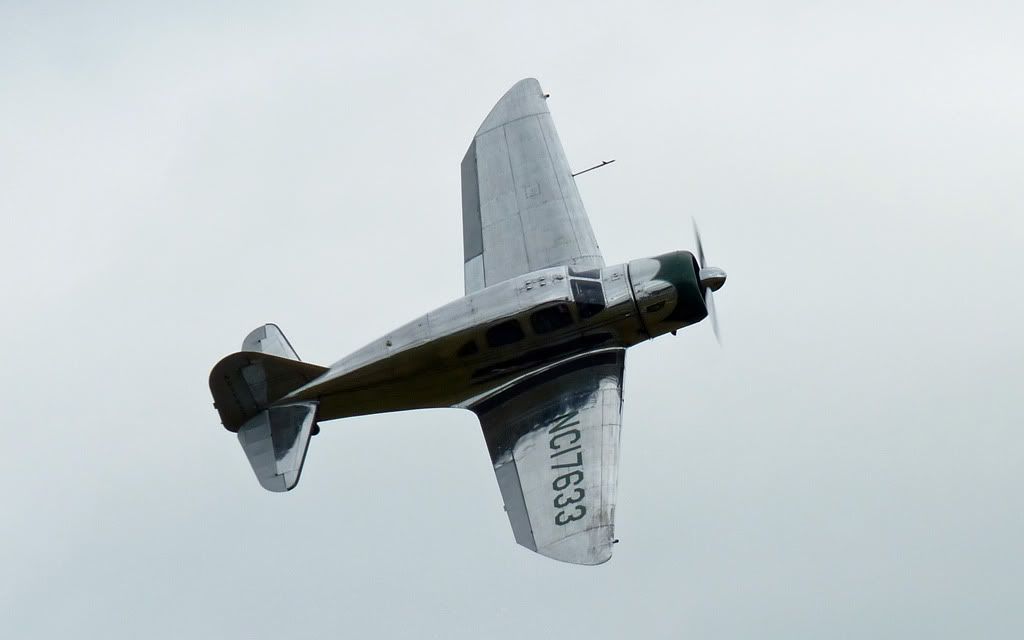 http://i715.photobucket.com/albums/ww157/TheMightyOz/Shuttleworth%204th%20July%202010/P1020174.jpg