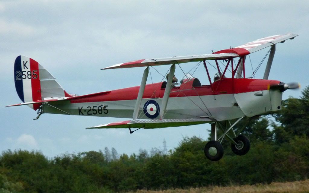http://i715.photobucket.com/albums/ww157/TheMightyOz/Shuttleworth%20Autumn%202010/P1120569.jpg