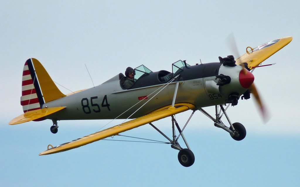 http://i715.photobucket.com/albums/ww157/TheMightyOz/Shuttleworth%20Pageant%202010/P1100577.jpg