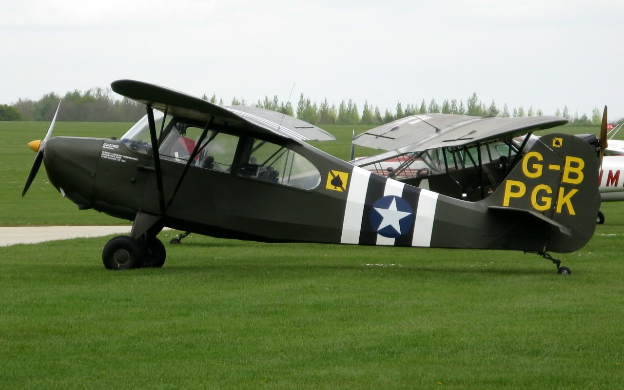 http://i715.photobucket.com/albums/ww157/TheMightyOz/Sywell%20Others/IMG_7744.jpg