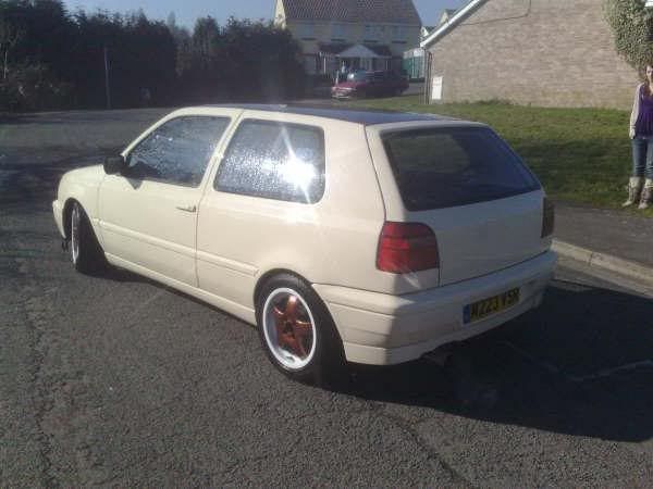 THIS IS MY VW GOLF MK3 L reg 12MOT 3MONTHS TAX IN CREAM AND BROWN 14 