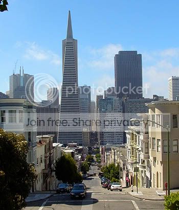 FinancialandDowntownlookingeastreal.jpg